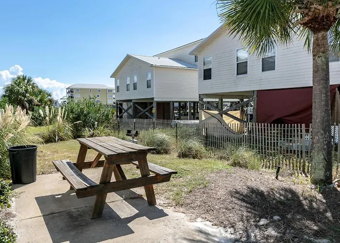 Apartment Three C's 202 Gulf Shores