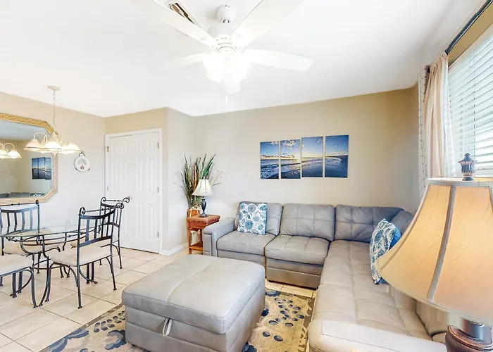 Three C's 202 Apartment